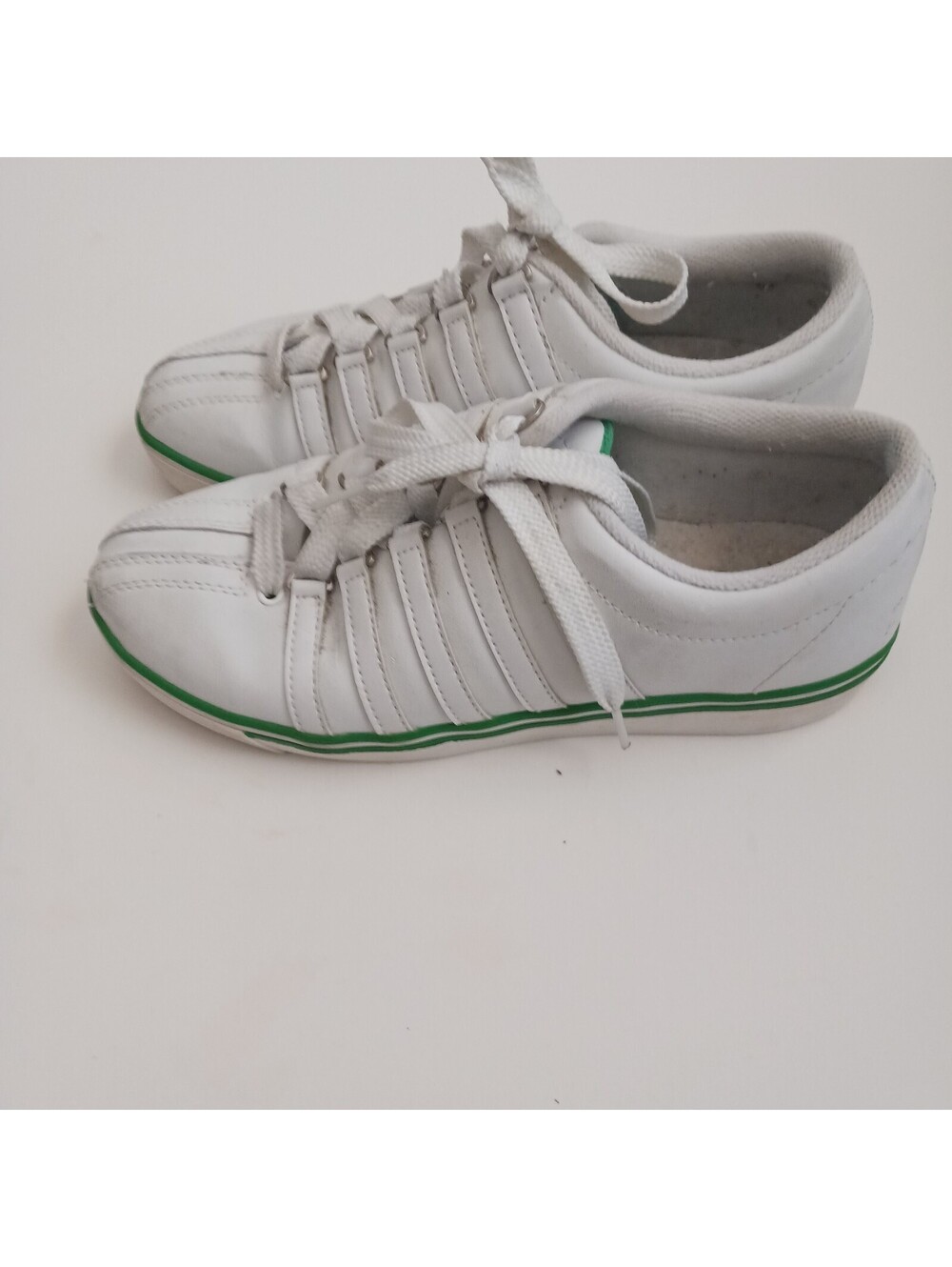 K-Swiss  women's  White &  Green  Sneakers Shoes  Size  6.5